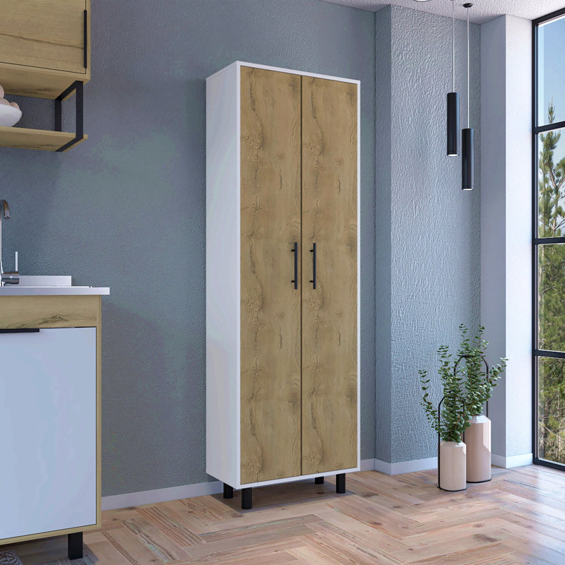 Armoire garde-manger à plusieurs rangements