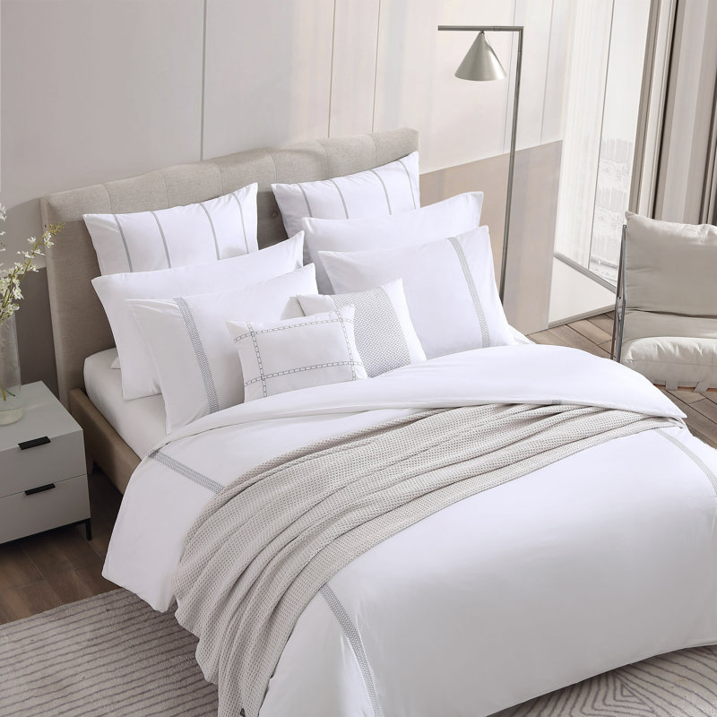 Ensemble de housse de couette en coton blanc uni 13 pièces Vera Wang, Couette pour très grand lit + 2 taies décorative