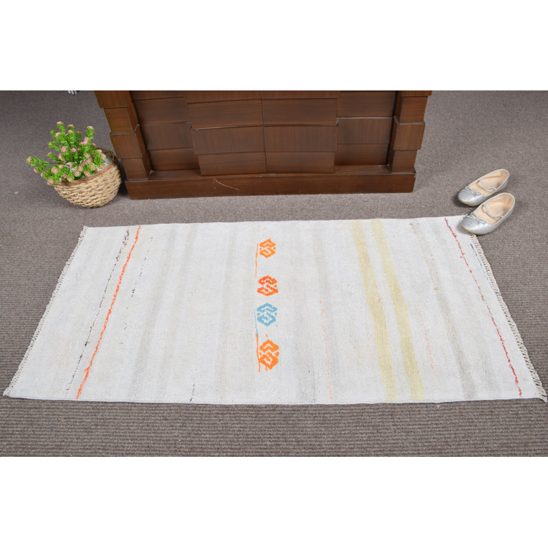 Antique Turkish Kilim Rug - Vintage Small Flat Weave Hemp Entry Rug in White
