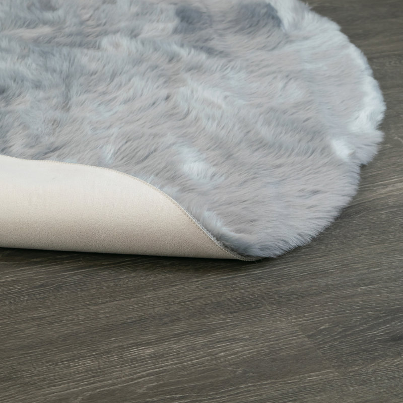 Malissie Faux Fur Indoor Rug, Round 4'