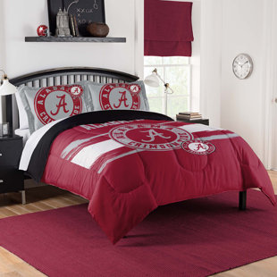 The Northwest Company Atlanta Falcons 4-Piece Twin Bed in a Bag Set 