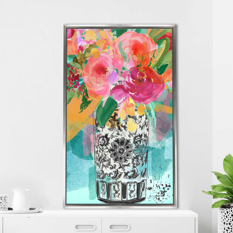 Vase coloré coloré (vertical) par By Jodi - impression, Cadre flottant argent, H 63,5 po x l 39,5 po x P 2 po