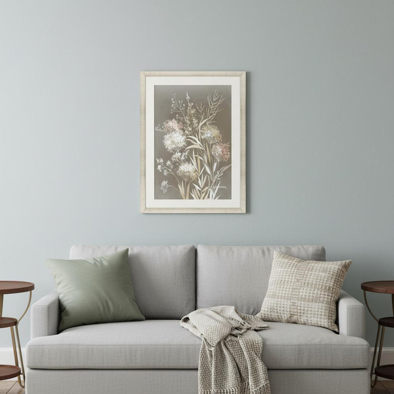 «Delicate Bunch II», reproduction d'art encadrée dorée