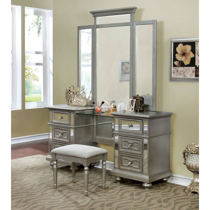 Jaycee Vanity
