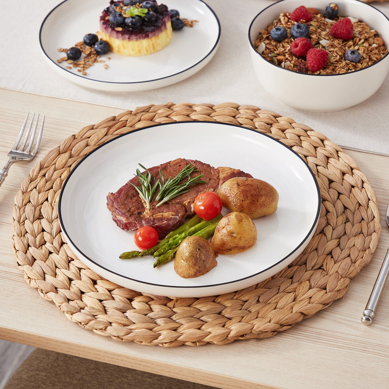 18-Piece Ceramic Dinnerware Set, White/Black