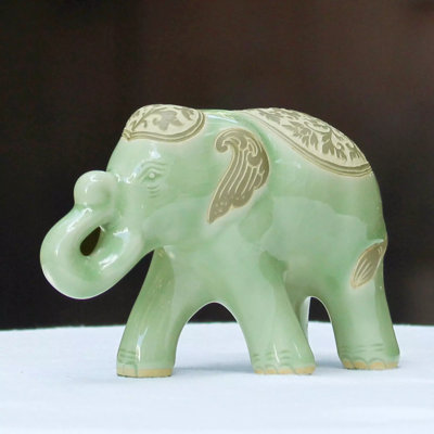 Animals Figurines & Sculptures