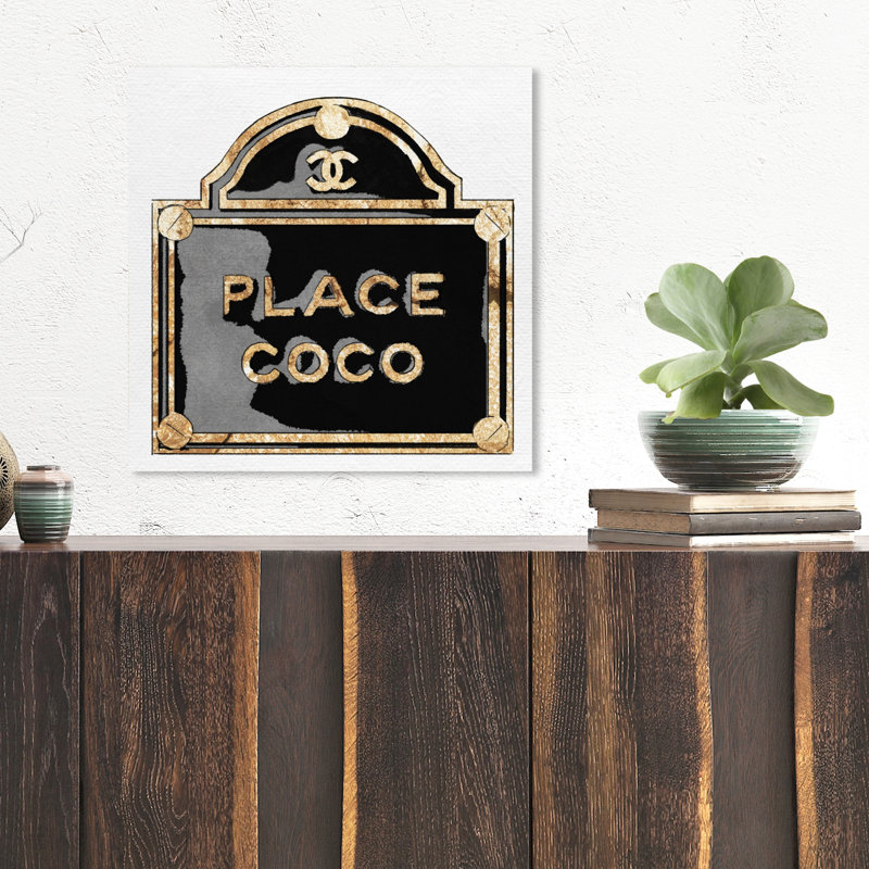 «Fashion and Glam the Place Road Sign», impression sur toile, H 12 po x l 12 po, Toile tendue
