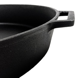 Bayou Classic Cast iron 11.5-in Cast Iron Baking Pan