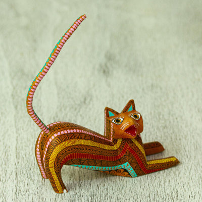 Figurines & Sculptures
