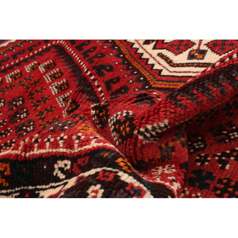 Tapis rouge rétro Evey 5 pi 3 po x 6 pi 7 po