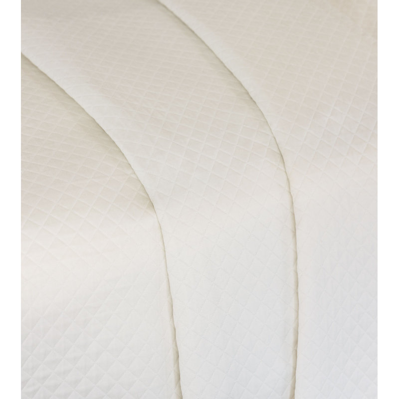 Ophelia Ivory Egyptian Certified Cotton Reversible Modern & Contemporary Coverlet / Bedspread, Queen Coverlet