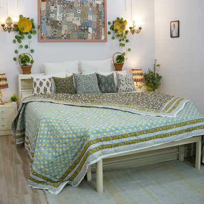 Fabdivine Cotton Quilted Throw Blanket