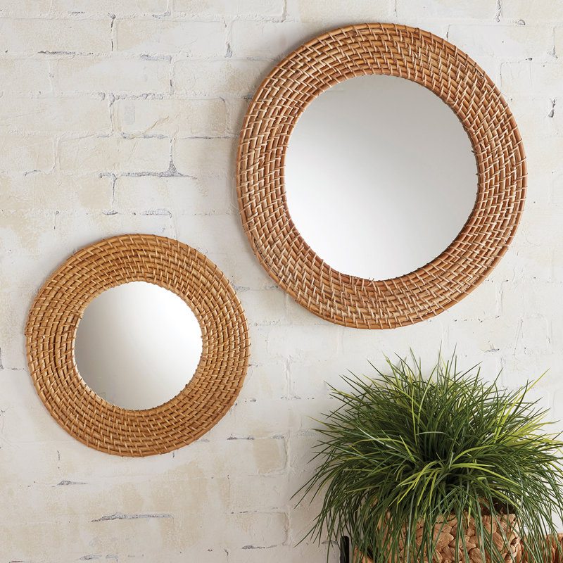 Havsa Round Wall Mirror, 16" x 16"