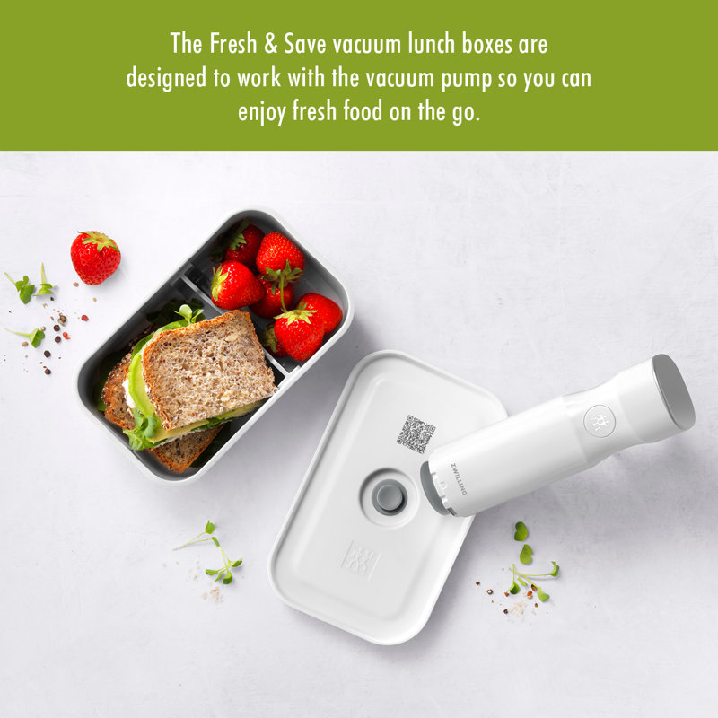 32.6658 oz. Food Storage Container