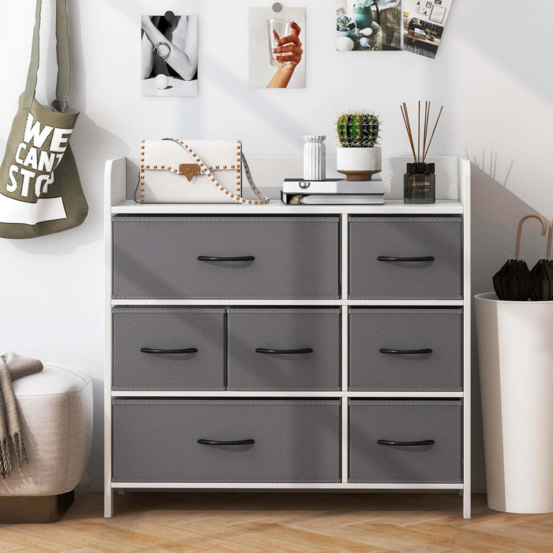 Allencoe 7 - Drawer Dresser