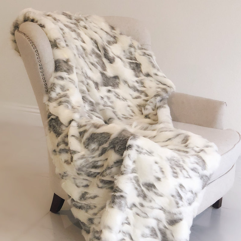 Jeté en fausse fourrure de luxe fabriqué à la main, l 96 po x L 110 po, Ivoire/Gris