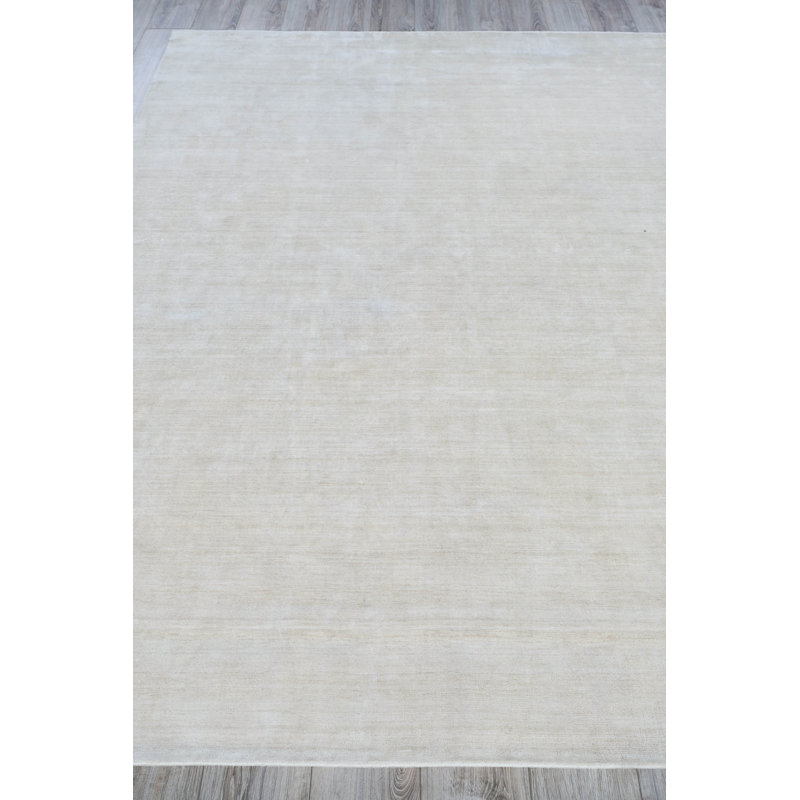 Hand Loomed Area Rug in Ivory, Rectangle 6' x 9'