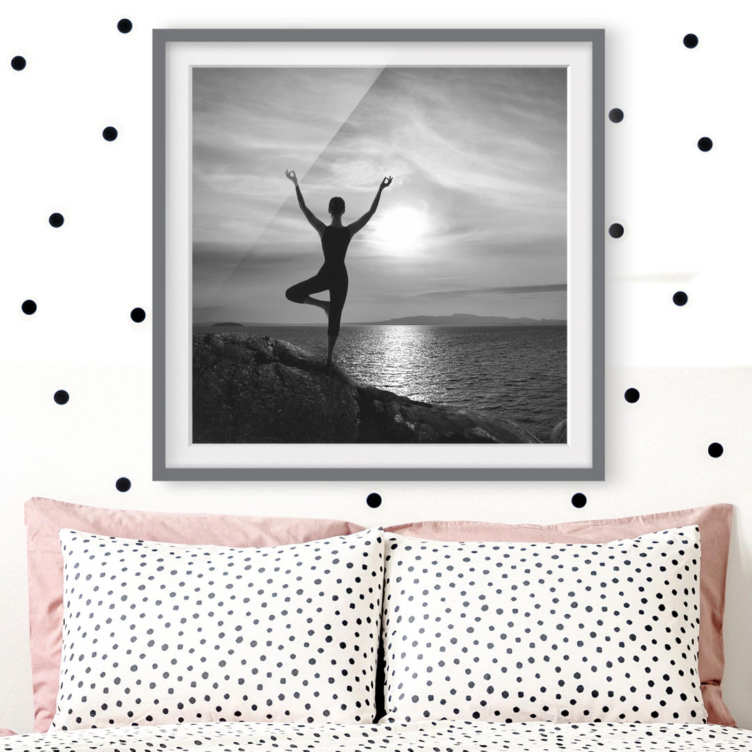 Gerahmter Fotodruck Black and White Yoga