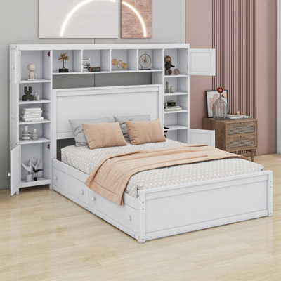 Lit en bois avec armoire, tablette et prises tout-en-un