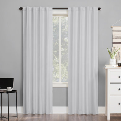 Panneau de rideau occultant et isolant avec passe-tringle Wayfair Basics® Cambell