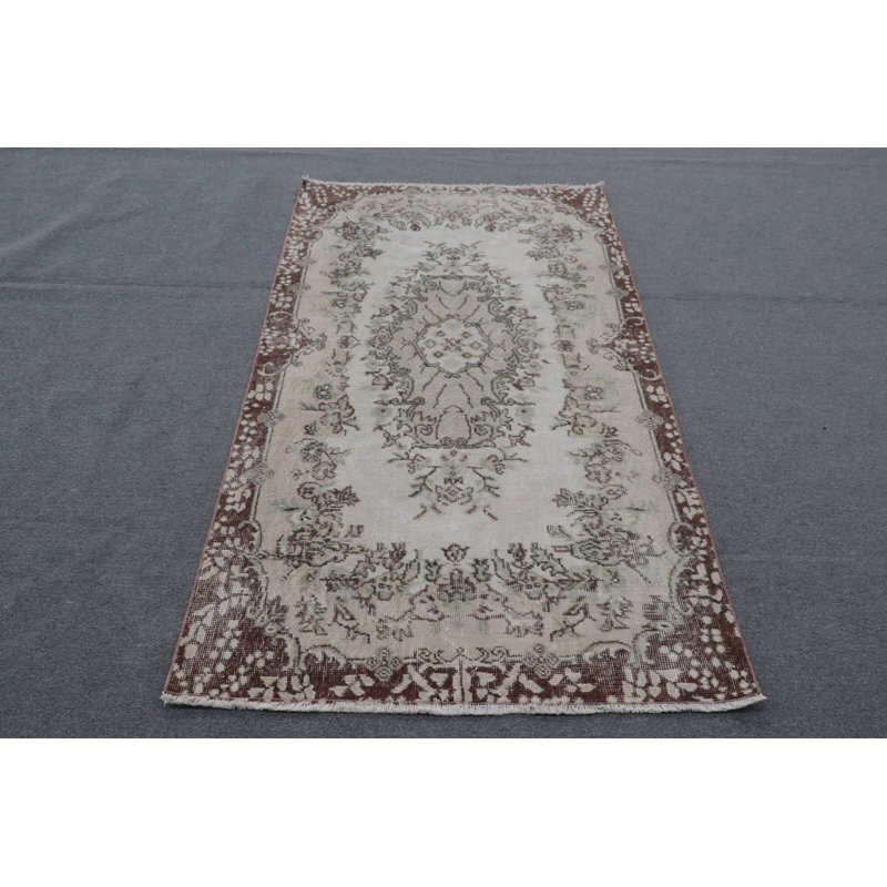 Tapis turc beige tissé à la main pour la chambre à coucher et la maison de style bohémien avec un design rétro unique