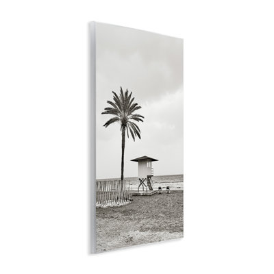 Art mural "Lifeguard Tower & Palm" par Nataly White