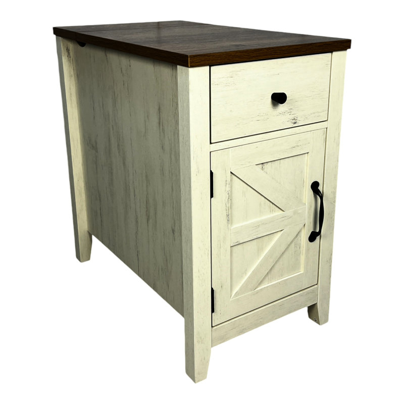 Table brune et blanche avec charge