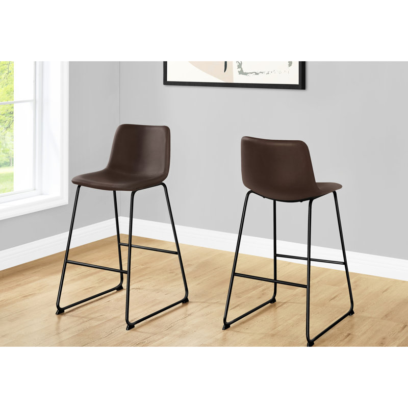 Fauteuil de bureau debout brun en similicuir avec structure moderne en métal noir et base pour plusieurs pièces