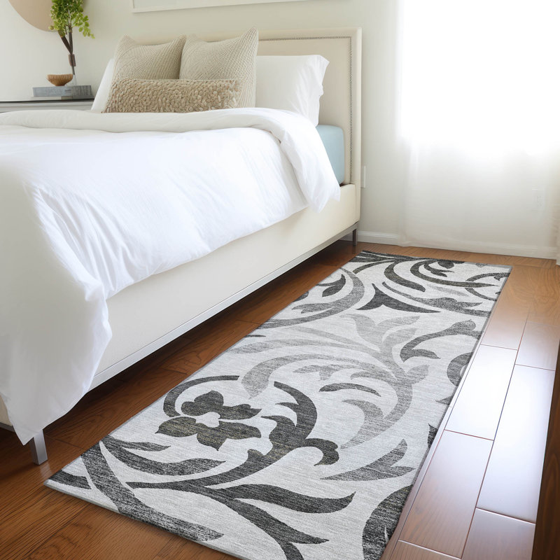 Tapis gris en polyester tissé à la machine Fritch, Tapis de couloir 2 pi 3 po x 7 pi 6 po