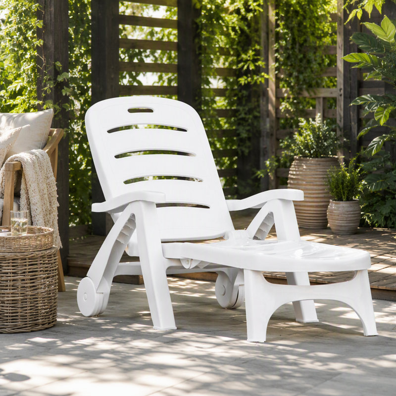 Chaise longue d'extérieur Outsunny, dossier réglable à 5 niveaux, roues, chaise de bronzage pliante pour piscine, plage, patio, jardin