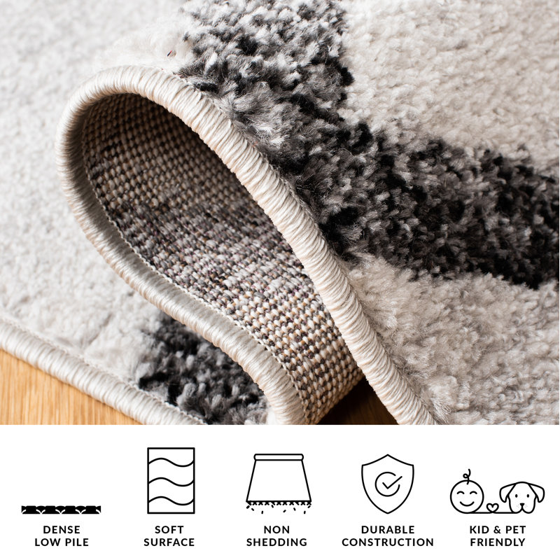 Shenfield Looped / Hooked Area Rug, Rectangle 61 x 91 cm