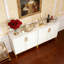 Buffet moderne avec tablettes réglables