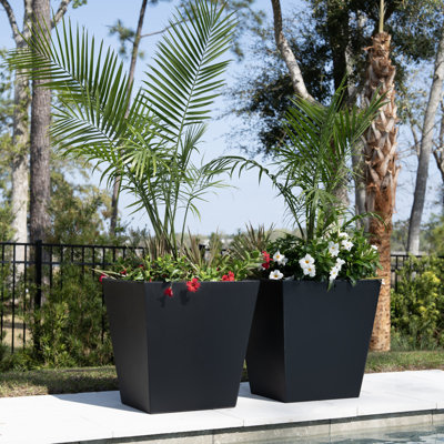 Tremont 20 x 24 Planter 2pk (Black)