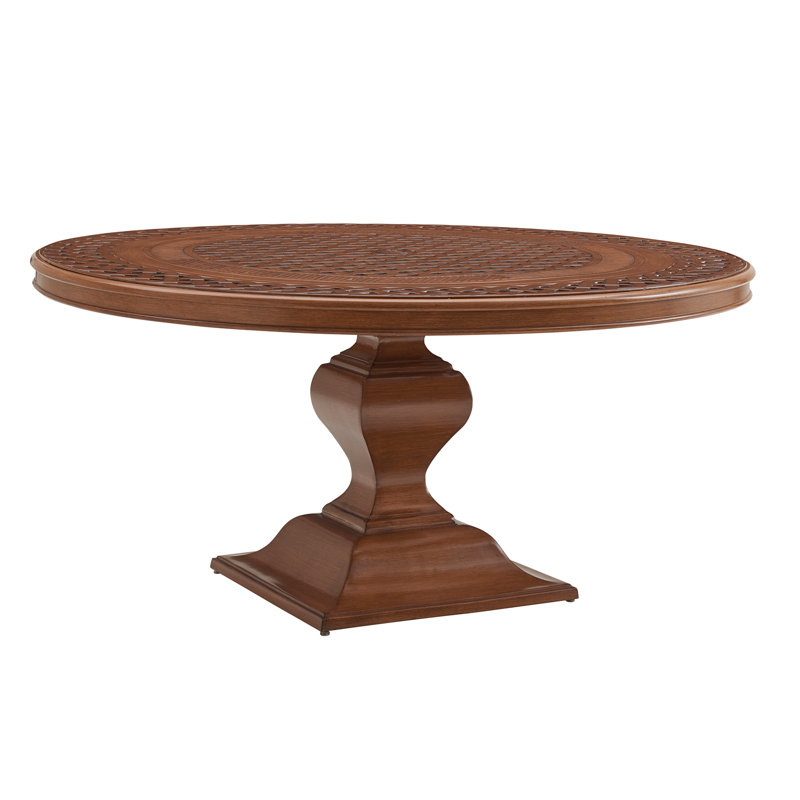 Harbor Isle Round Dining Table