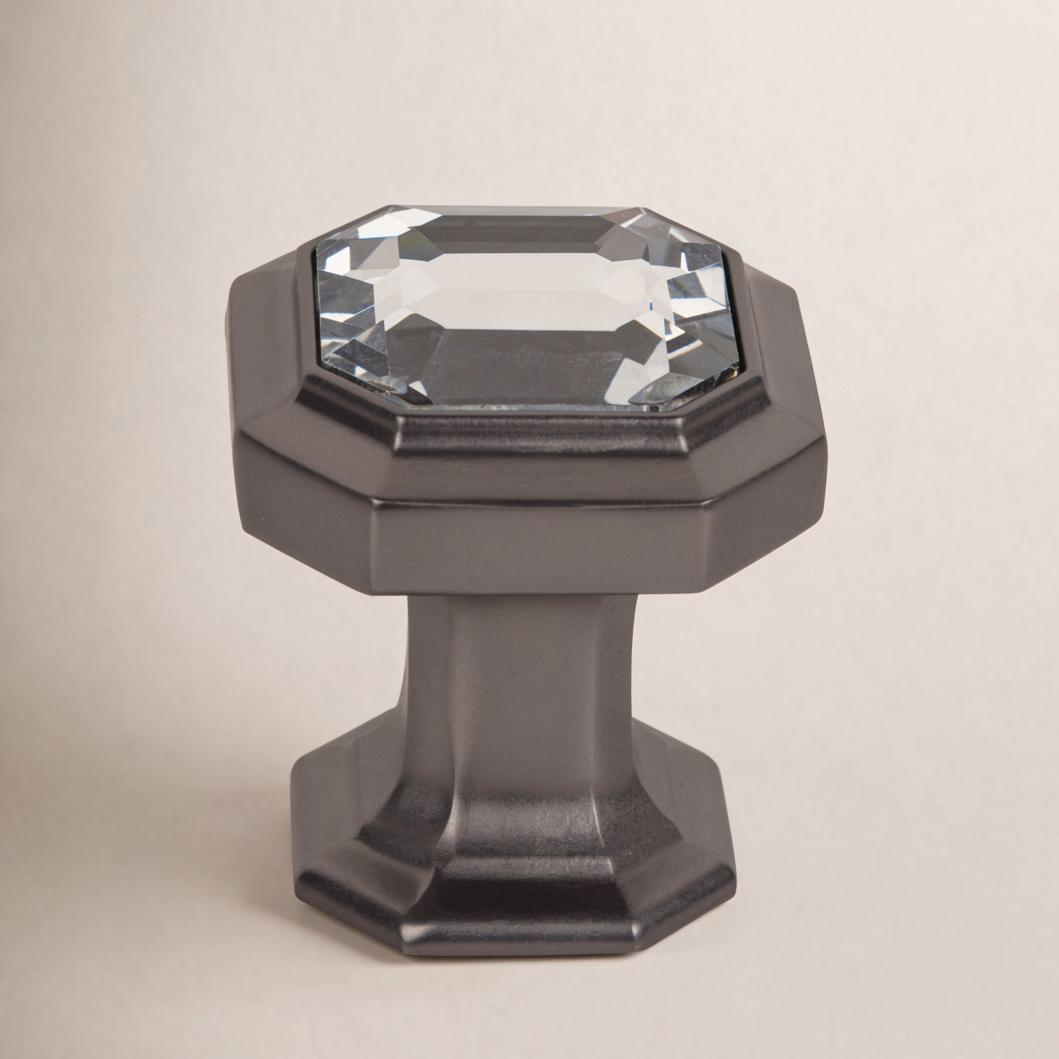 Emerald Round Cabinet Knob, Ash Gray