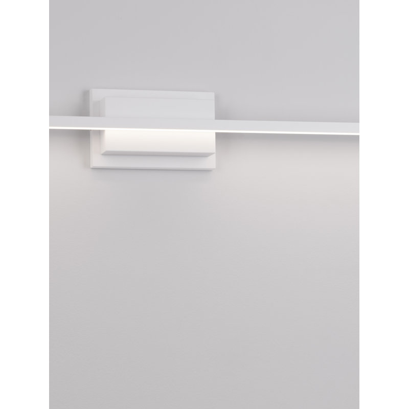 Sandy White Aluminiun & Acrylic LED 28.5 Watt 230 Volt 1750Lm 3000K IP20 L: 120.5 W: 6.9 H: 11.8 Cm