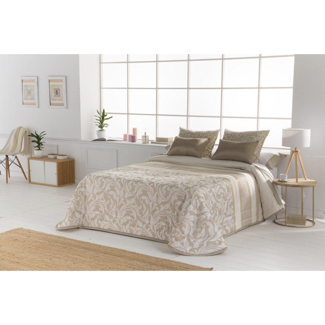 Dynamite Polyester Floral Bedspread