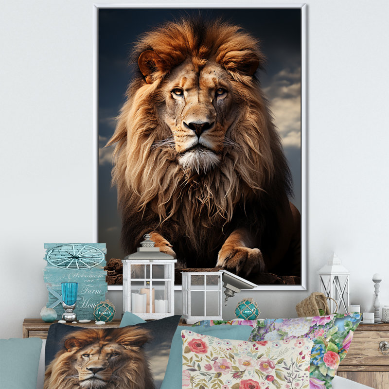 Lion Regal King - Lion, reproduction d'art sur toile encadrée, 44" H x 34" W, Cadre flottant blanc