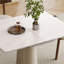 Table de salle à manger carrée extensible pour 4 à 6 personnes, plateau en pierre frittée blanc doux avec base en acier recouverte de cuir, table moderne peu encombrante pour les petites cuisines
