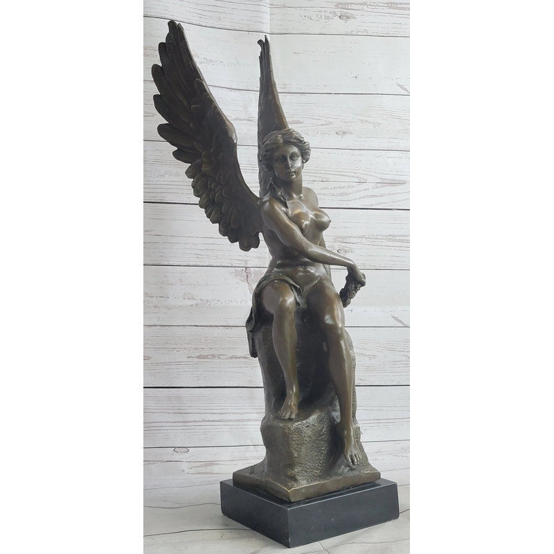 Statue signée de la déesse romaine Gustavson