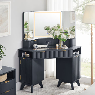 47.3" W Fluted Corner Makeup Vanity