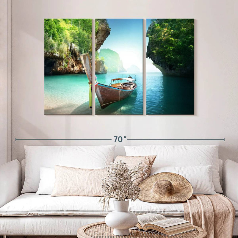 Bateau Mehar sur la plage de Krabi, H 32 po x l 50 po