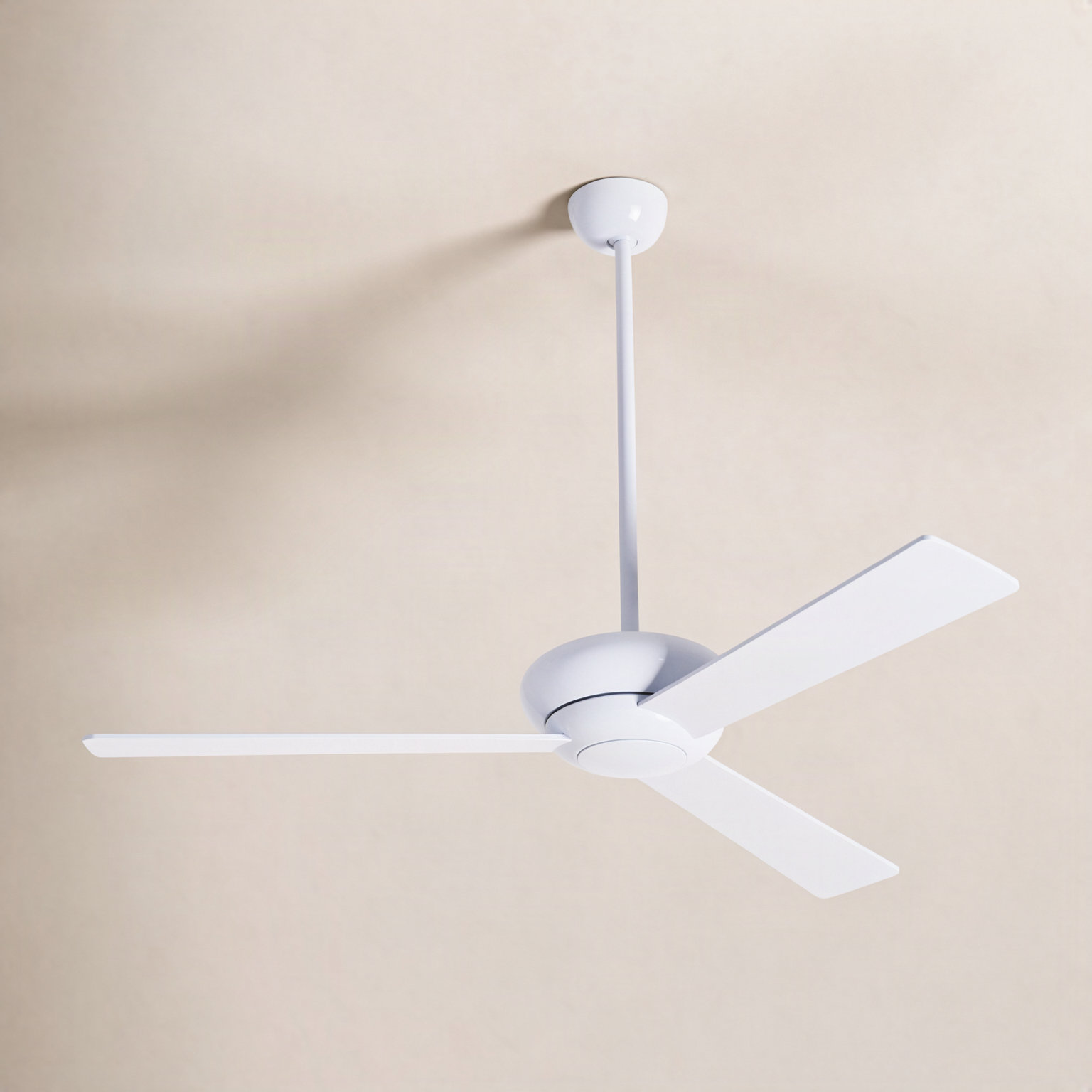 52" 3 - Blade Standard Ceiling Fan, Gloss White, Handheld Remote Control (2-wire), Black