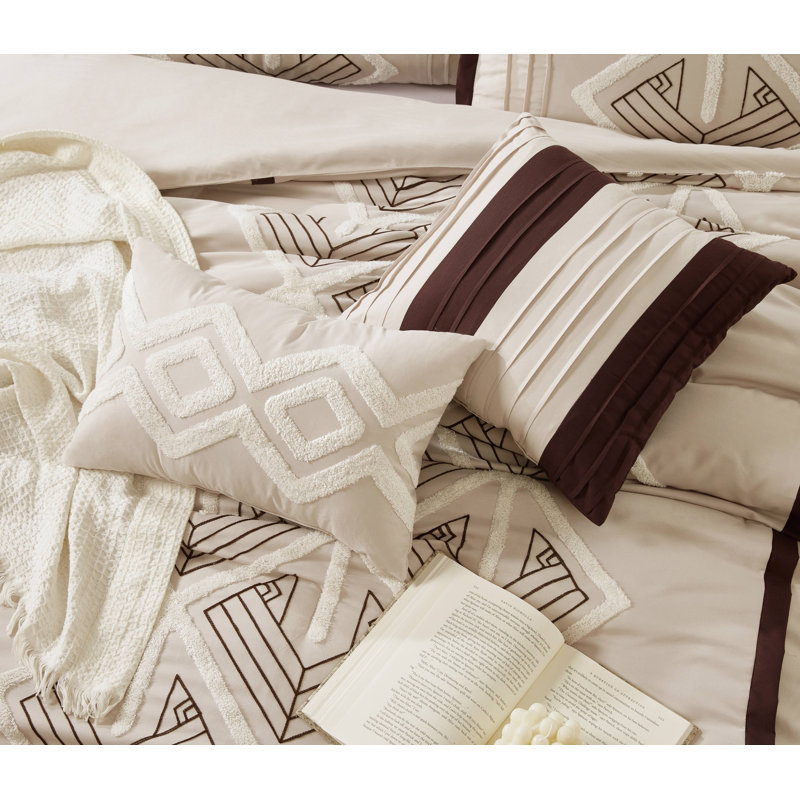 Vernice 7 Piece Geometric Comforter Set, King Comforter + 6 Additional Pieces, Brown