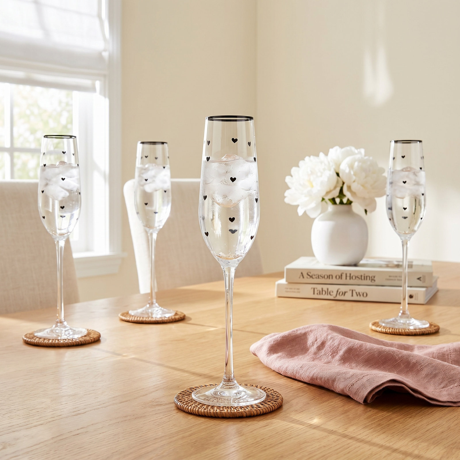 10 Strawberry Street Bow Champagne Flute
