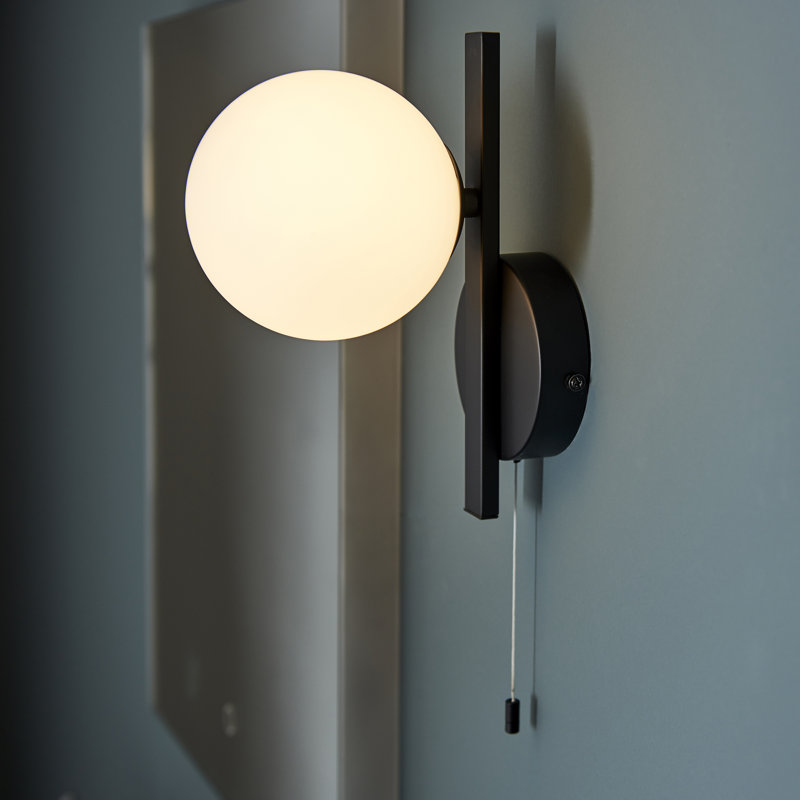 Spa 1-Light Bathroom Wall Light, Black