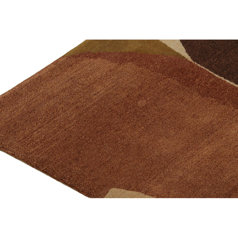 Wool Area Rug in Brown