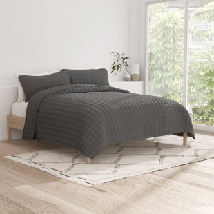 Quilt Coverlet Set All Season Microfiber Contemporary Ultra Soft Bedding in Square Stitch