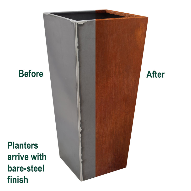 Latisha Metal Pot Planter