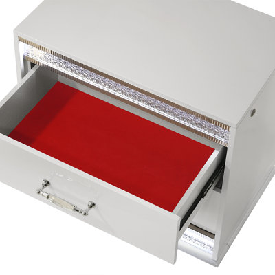 Lashell Upholstered Bedroom Set with LED Lighting